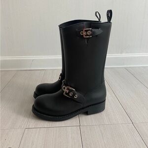 Sergio Rossi Black Leather Boots with Buckle Detail